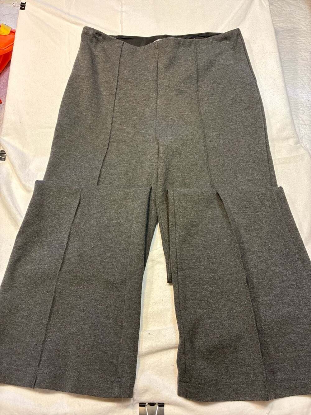 Lyssé Grey Wide Leg Ponte Pants with Front Seam Size L